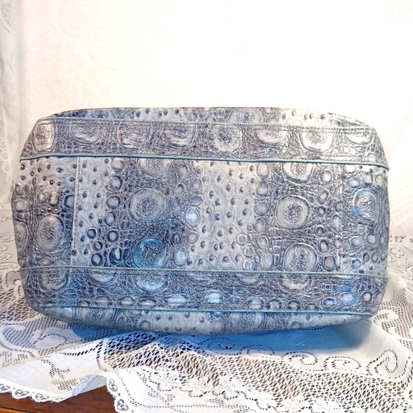 NEW! Snake Skin Print Large Purse - Picture 4 of 8